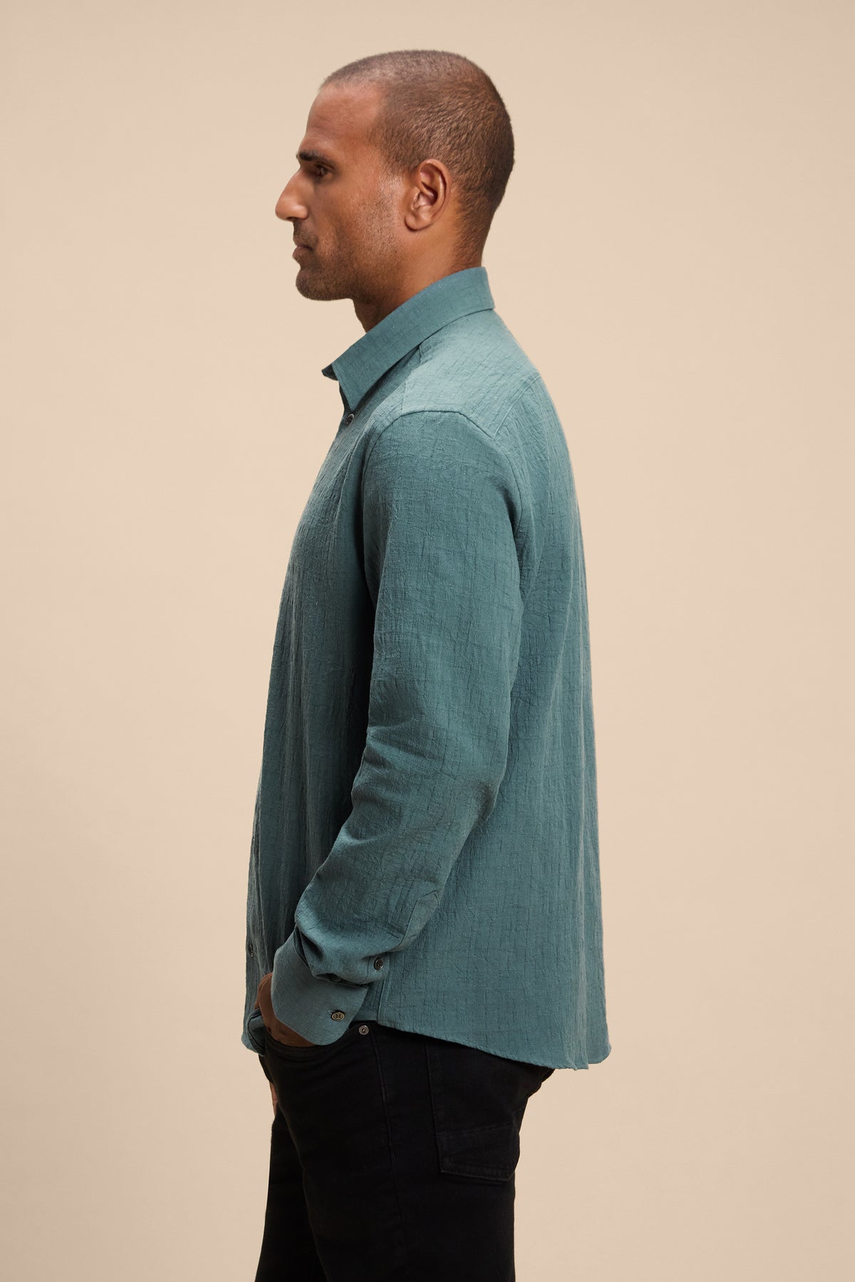 Kasumi Grid Cypress shirt, side on model