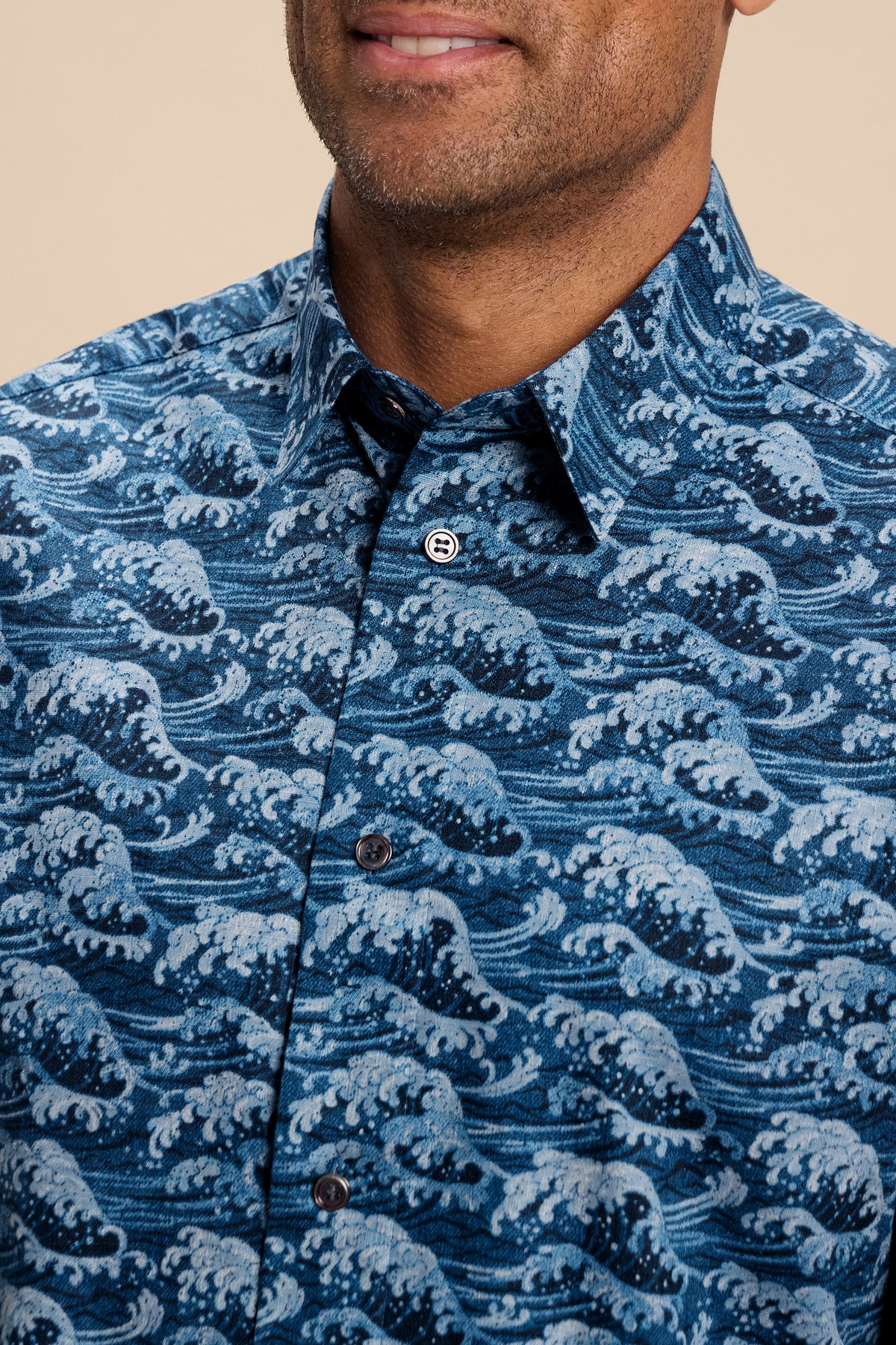 Nami shirt, collar detail