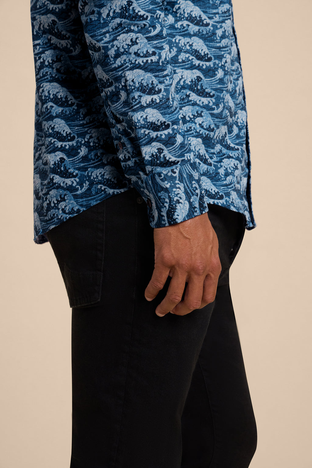 Nami shirt, cuff detail