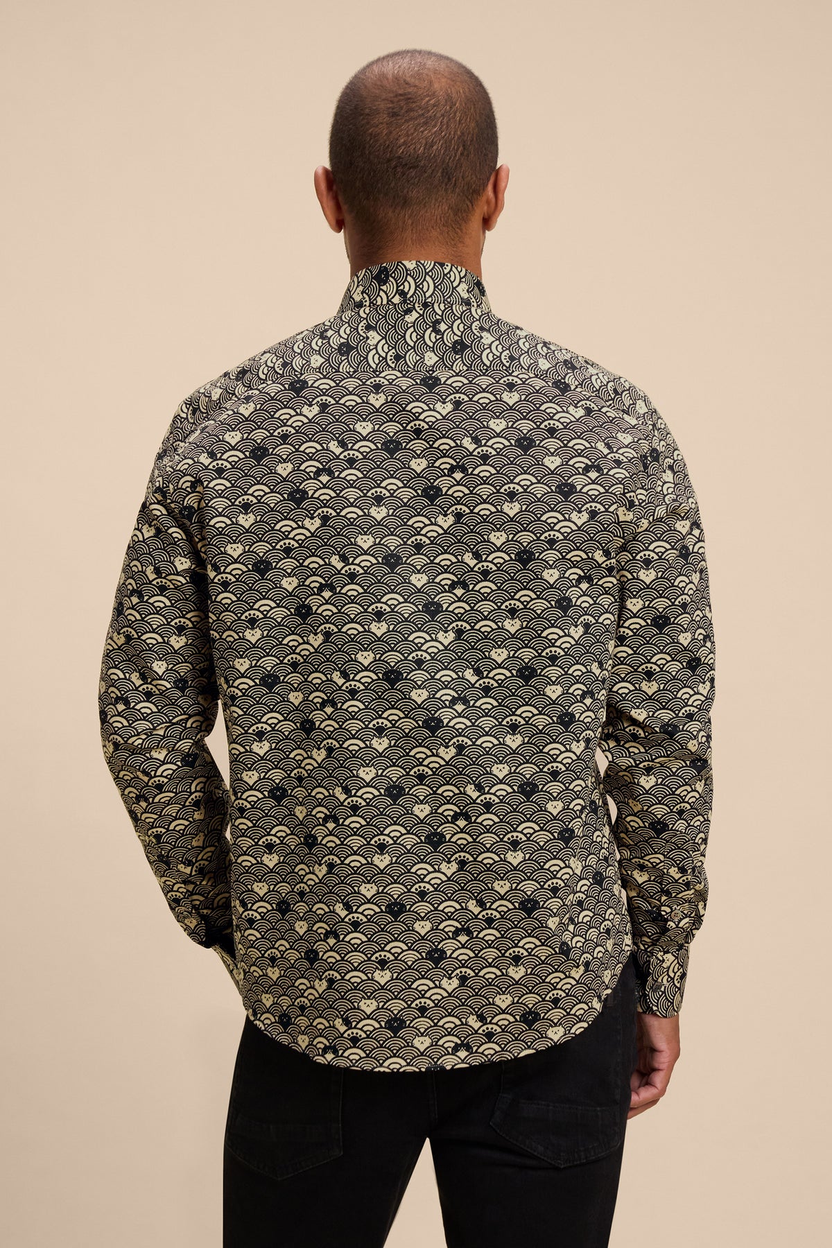 Wave Cats Black shirt, back on model