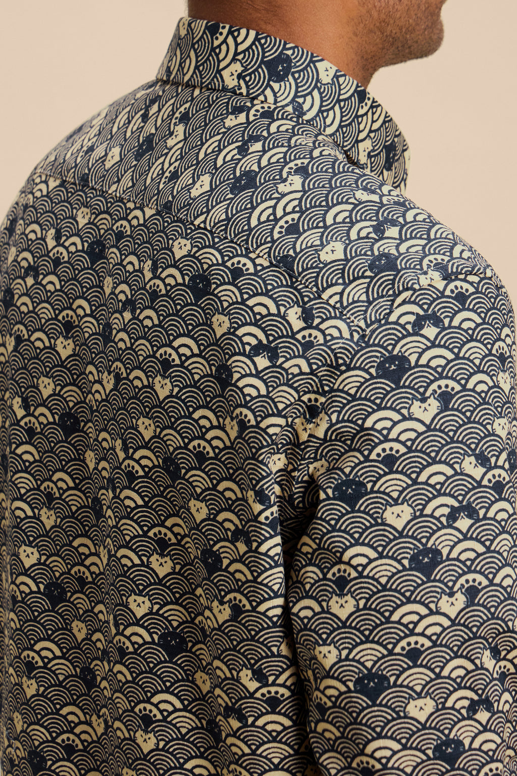 Wave Cats Blue shirt, back collar detail