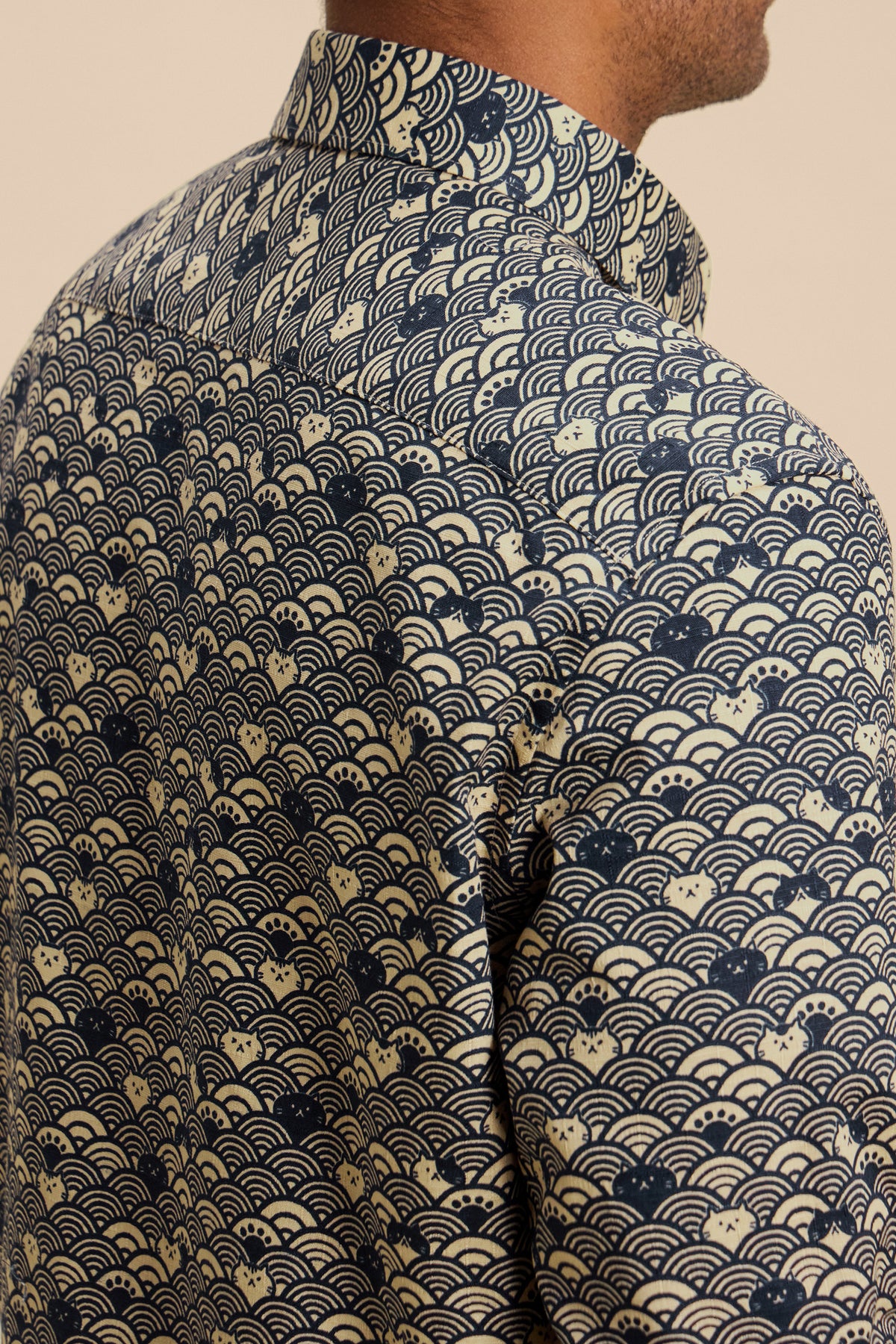 Wave Cats Blue shirt, back collar detail