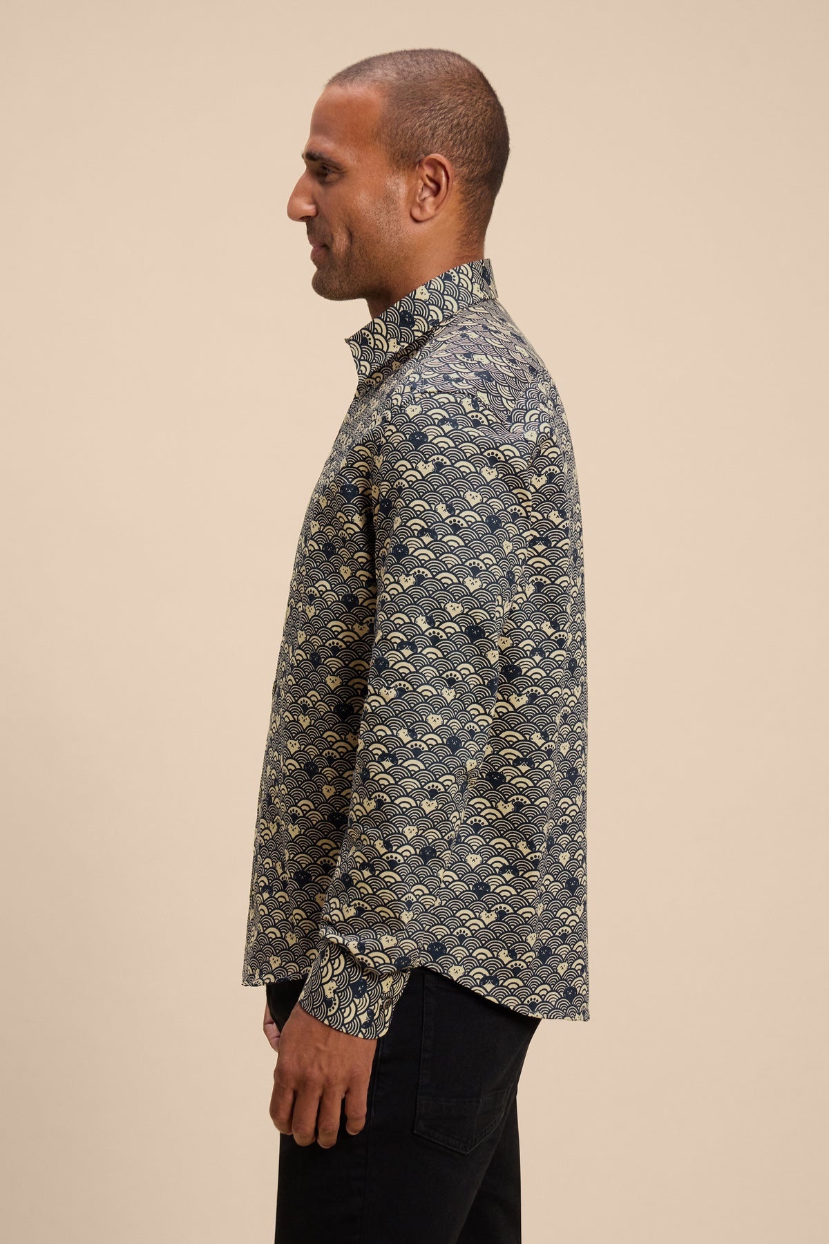 Wave Cats Blue shirt, side on model
