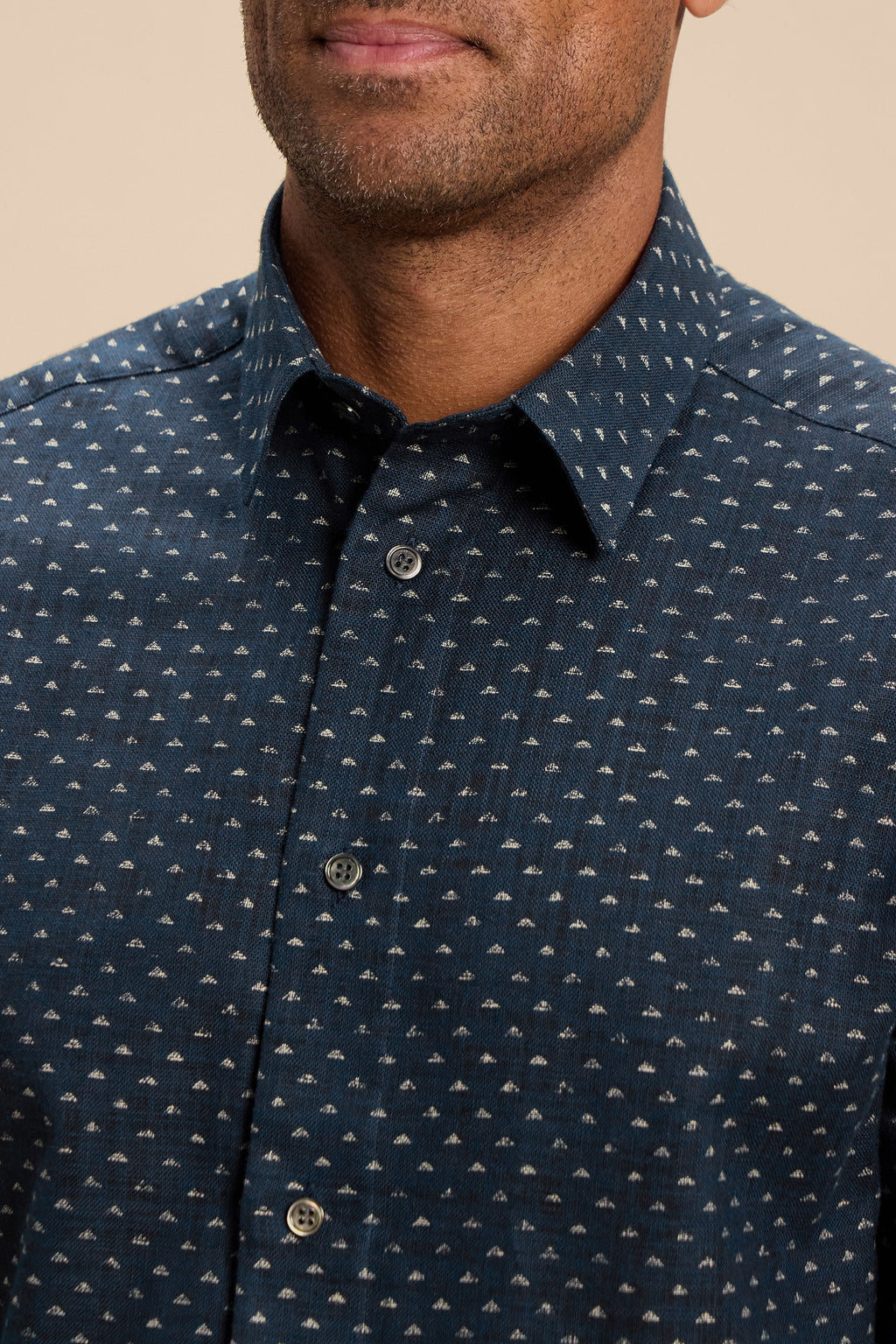Yama Yume shirt, collar detail