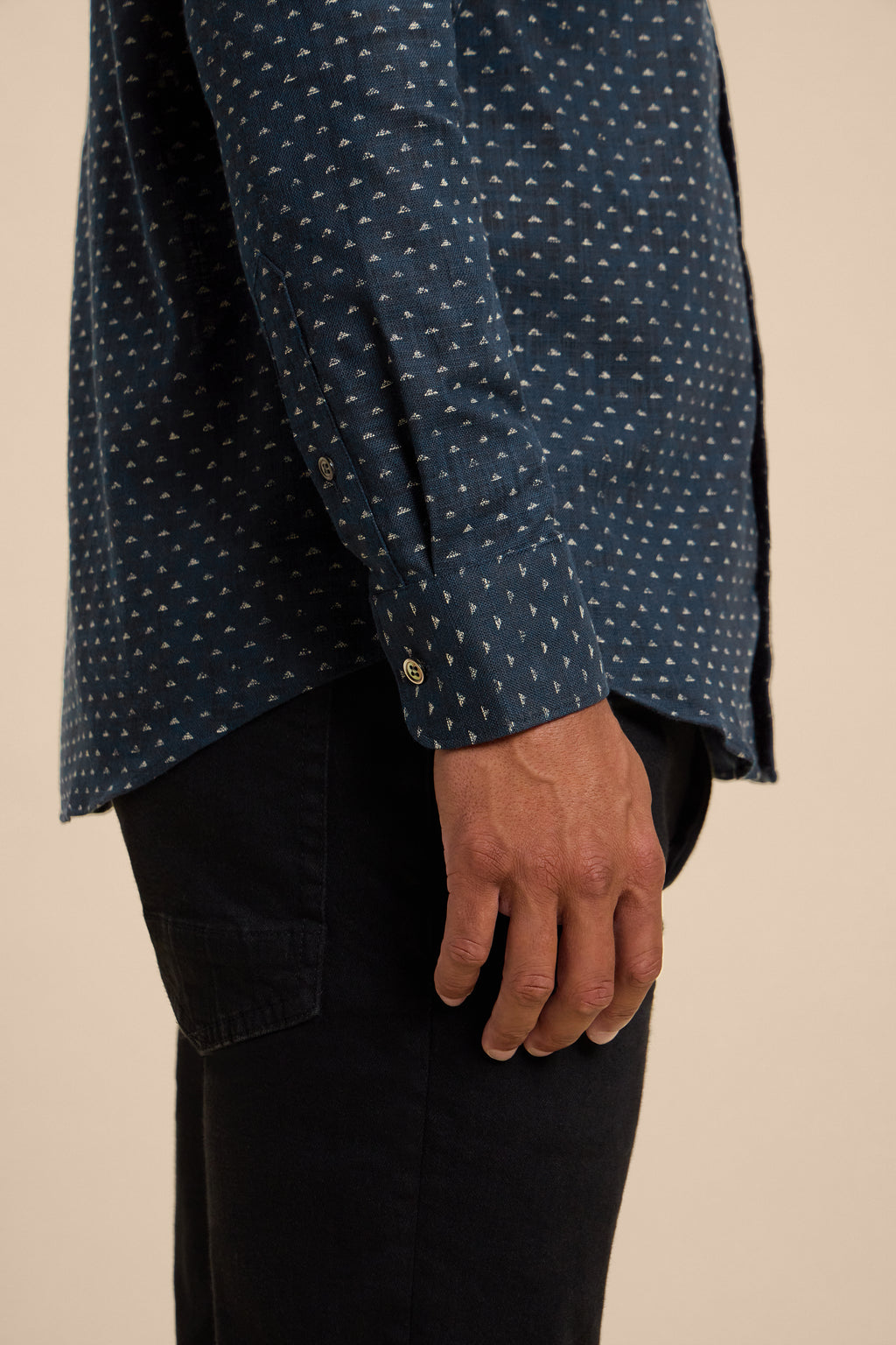 Yama Yume shirt, cuff detail