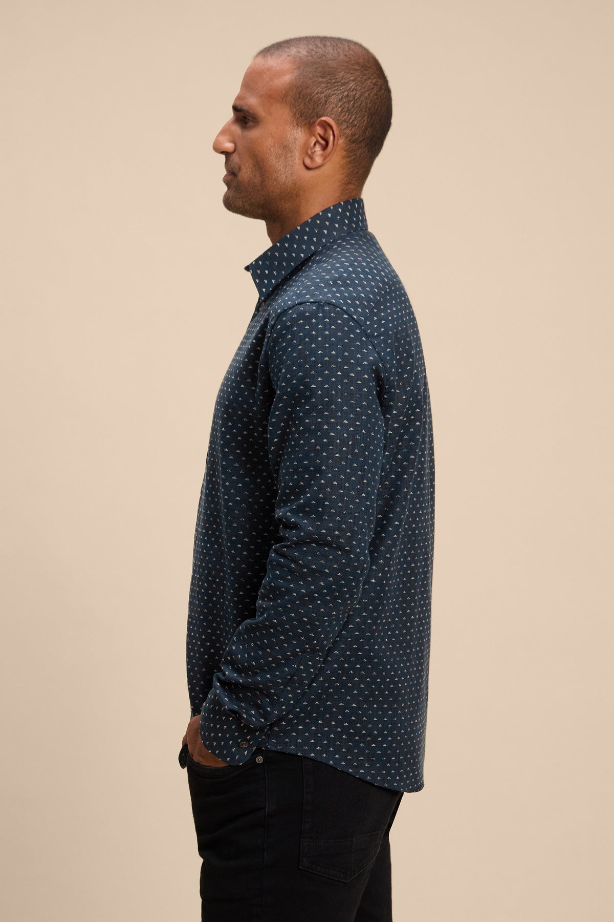 Yama Yume shirt, side on model